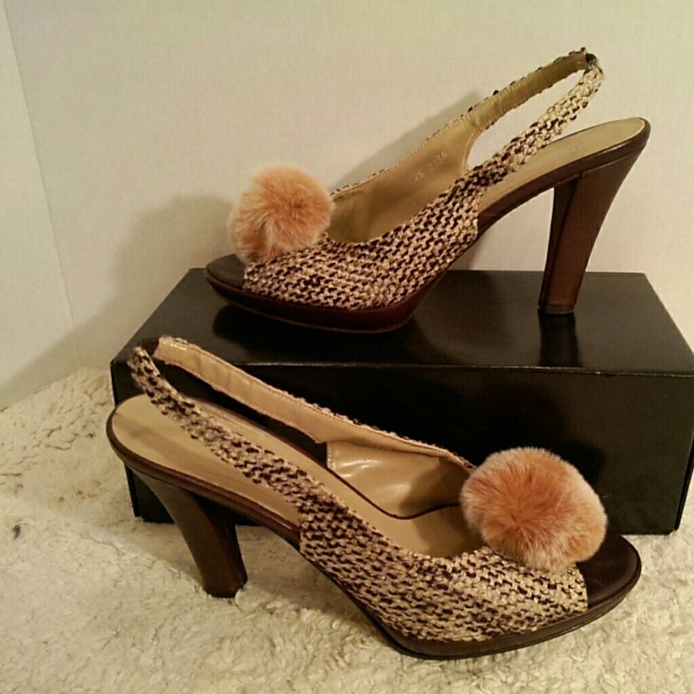 Via Condotti tweed heels
